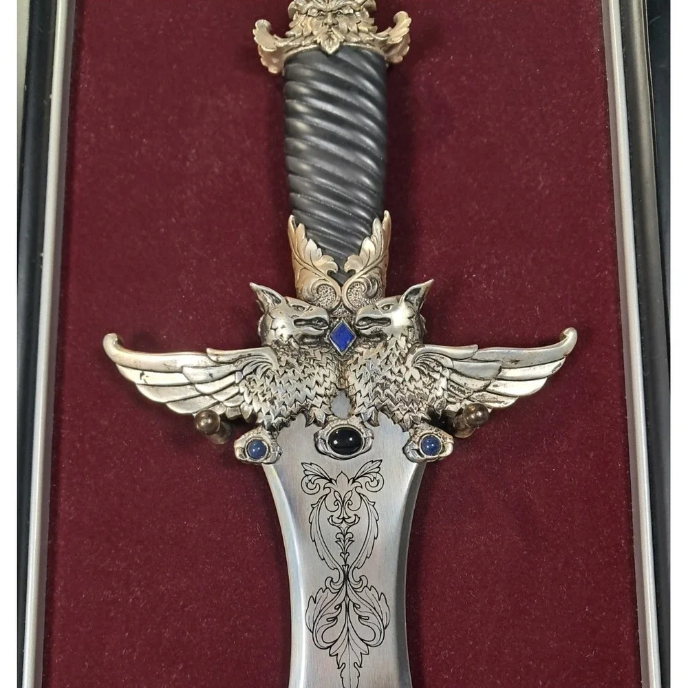 Treasure Of The Griffen Dagger by Greg Hildebrandt For FranklinMint DnD Cosplay